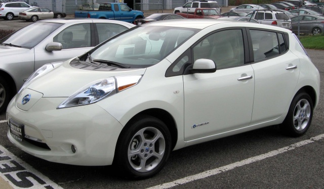 Nissan Leaf Outsold Chevy Volt in July 2013 Deliveries