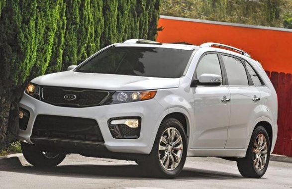 Kia Sorento Being Investigated Because of Shattered Sunroofs