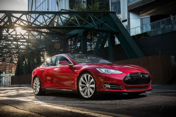 Tesla Model S Goes for Lease for American Businessmen