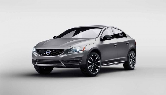 Volvo S60 Cross Country will be presented in Detroit
