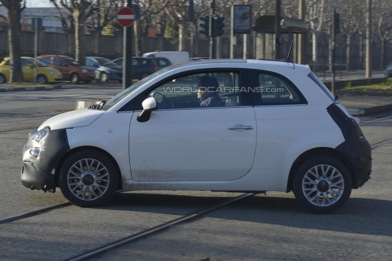 Facelifted Fiat 500 Was Seen in Northern Italy