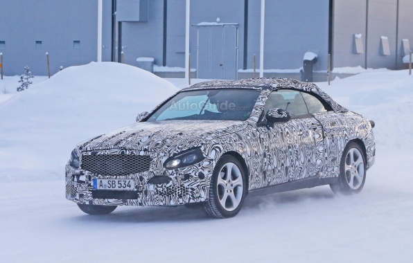 2016 C-Class Convertible from Mercedes Caught in the Snow