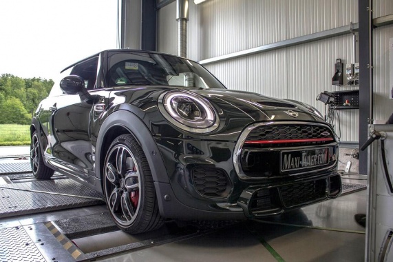 2015 MINI JCW received 260 HP thankfully to Maxi-Tuner