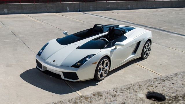 A Unique Lamborghini Concept S will be auctioned