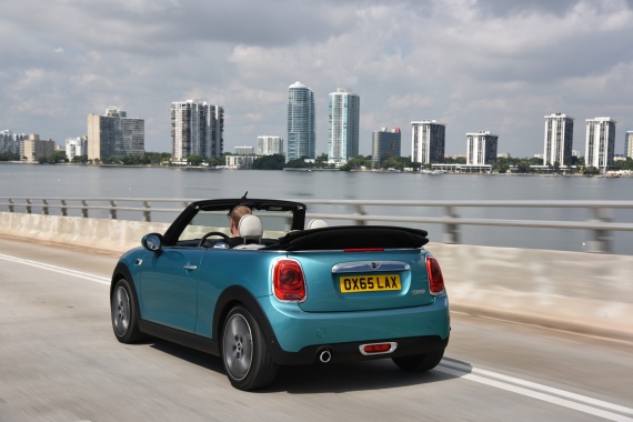 US Debuts of MINI Clubman and Convertible