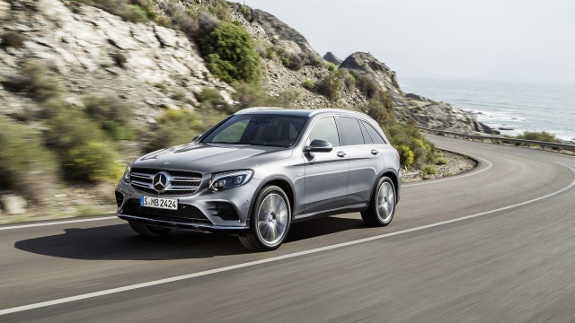 SUVs help Mercedes to lead American High-End Sales