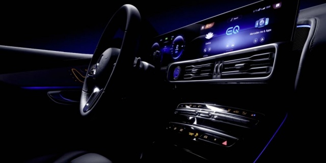 Mercedes-Benz showed the EQS electric crossover interior