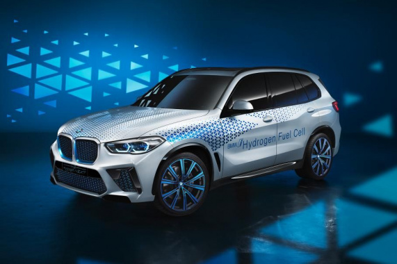 BMW X5 became a hydrogen car