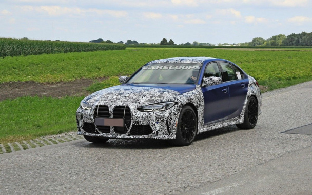 New BMW M3 photographed with minimal camouflage