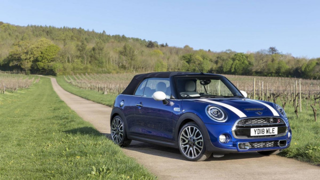 New generation Mini Convertible planned for 2025