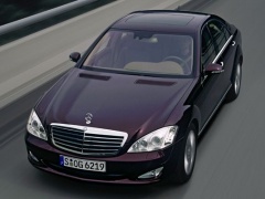 Mercedes S-Class Plug-in Model Going to Frankfurt pic #663