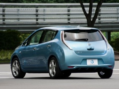 Nissan Leaf Acting to Save Green Ahead of Naming Green pic #83