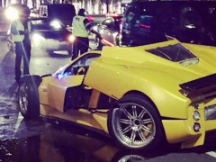 Pagani Zonda F Has Crashed in Dubai pic #4141