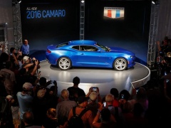 See 2016 Chevrolet Camaro in a New Video pic #4371