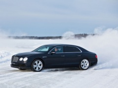 Power on Ice Event will Show off Bentley Bentayga pic #4761