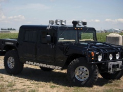 Tupac's Hummer H1 will be auctioned pic #5152