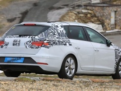 New generation for Seat Leon prepared for 2019