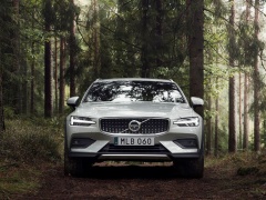 Debuted a new off-road wagon from Volvo