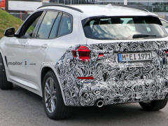 The updated BMW X3 began testing