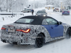 Photos of BMW M4 Convertible 2022 in camouflage