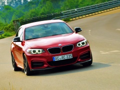 BMW 2-Series Coupe photo #129269