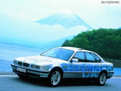BMW 7-series ActiveHybrid pic