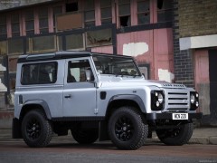 Land Rover Defender X-Tech pic