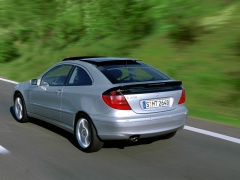 mercedes-benz c-class coupe pic #10896