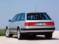 Audi 100 Avant pic