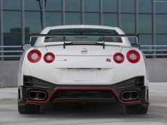 nissan gt-r nismo pic #131161