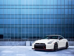 nissan gt-r nismo pic #131182