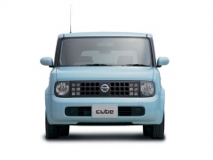 Nissan Cube pic