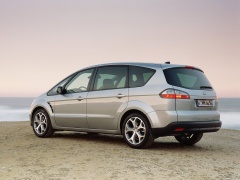 Ford S-MAX pic