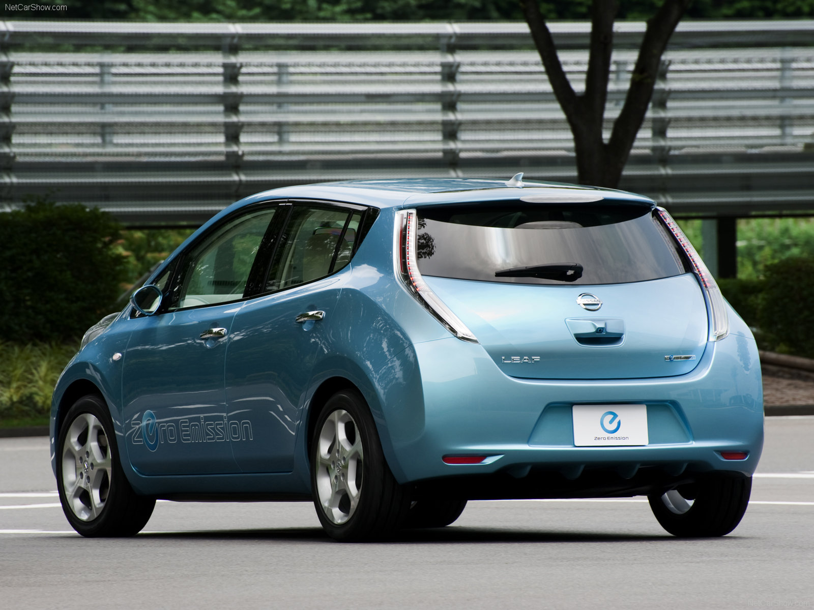 Nissan leaf picture gallery #3