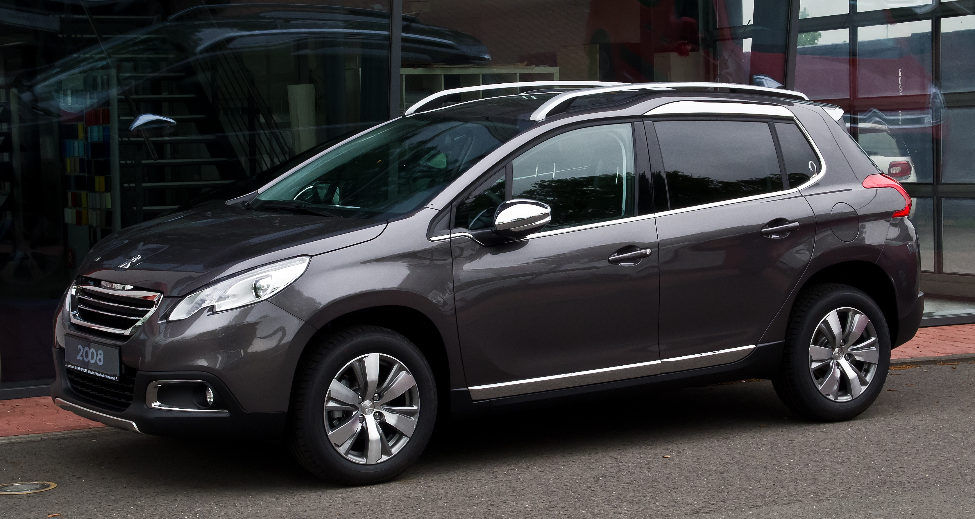 Peugeot 2008 photos - PhotoGallery with 179 pics| CarsBase.com