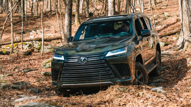 Lexus LX