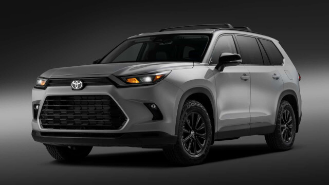 2027 Toyota Grand Highlander Woodland Edition With Lifted Suspension