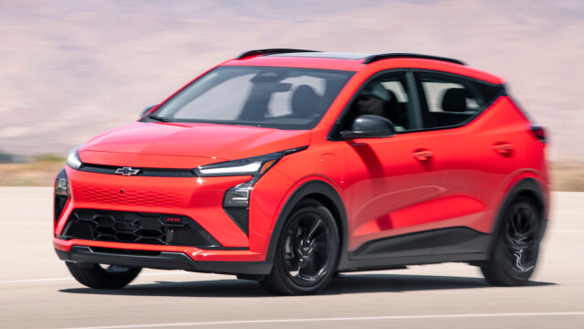 Chevrolet Bolt Returns with LFP Battery and 210 HP