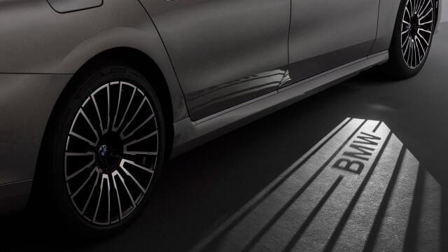 BMW 7-series