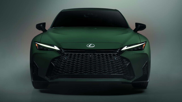Lexus IS