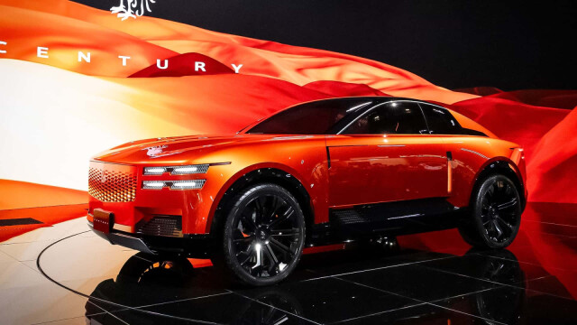 Century Expands Beyond Japan as Toyota's Pinnacle Brand