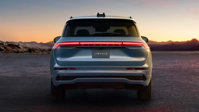 Lincoln Corsair