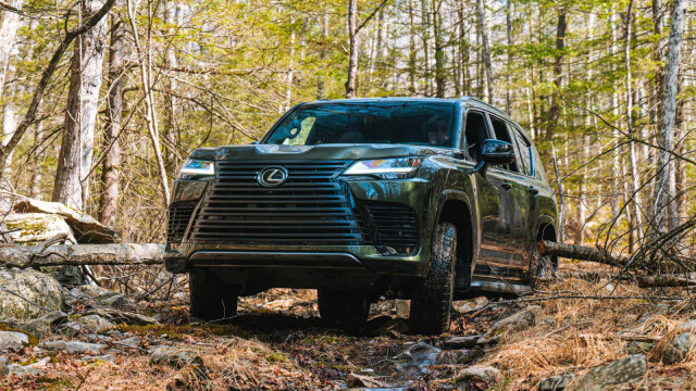 Lexus LX