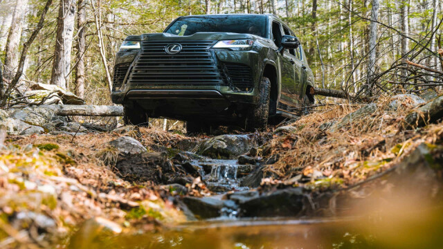Lexus LX