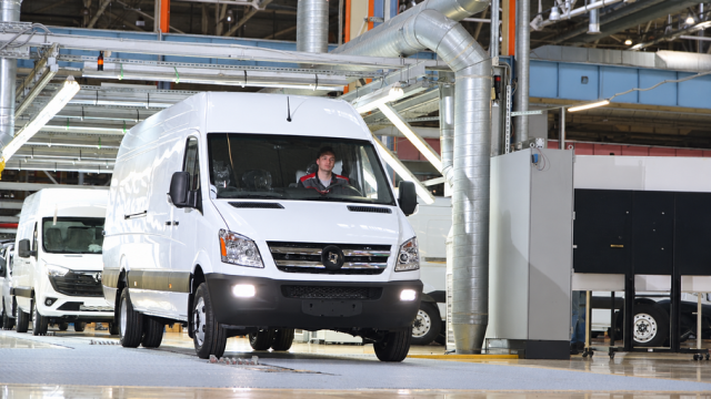 Sollers SF7 Commercial Van and Bus Lineup With 16.4 Cubic Meters of Cargo Space