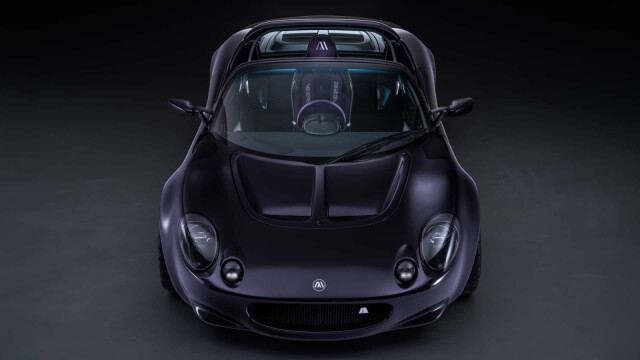 Central-Seat Featherweight: The Lotus Elise VHPK Revealed