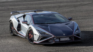 Lamborghini Revuelto