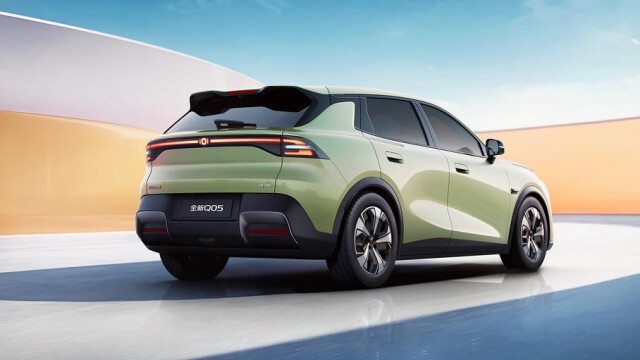Changan Nevo Q05: compact EV crossover styled by ex-VW design chief