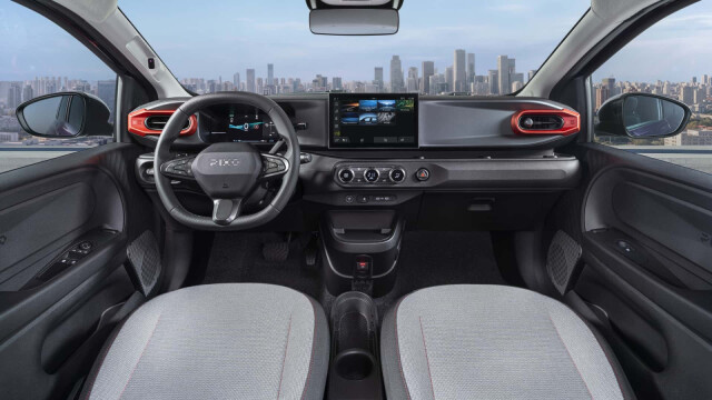 Nissan Pixo