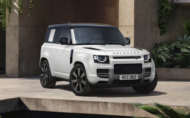 Land Rover Defender